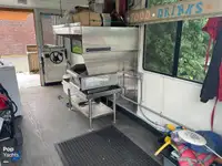 Katamaran untuk jualan