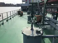 Oil/Chemical tanker untuk jualan