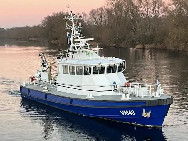 Kapal tinjauan untuk dijual