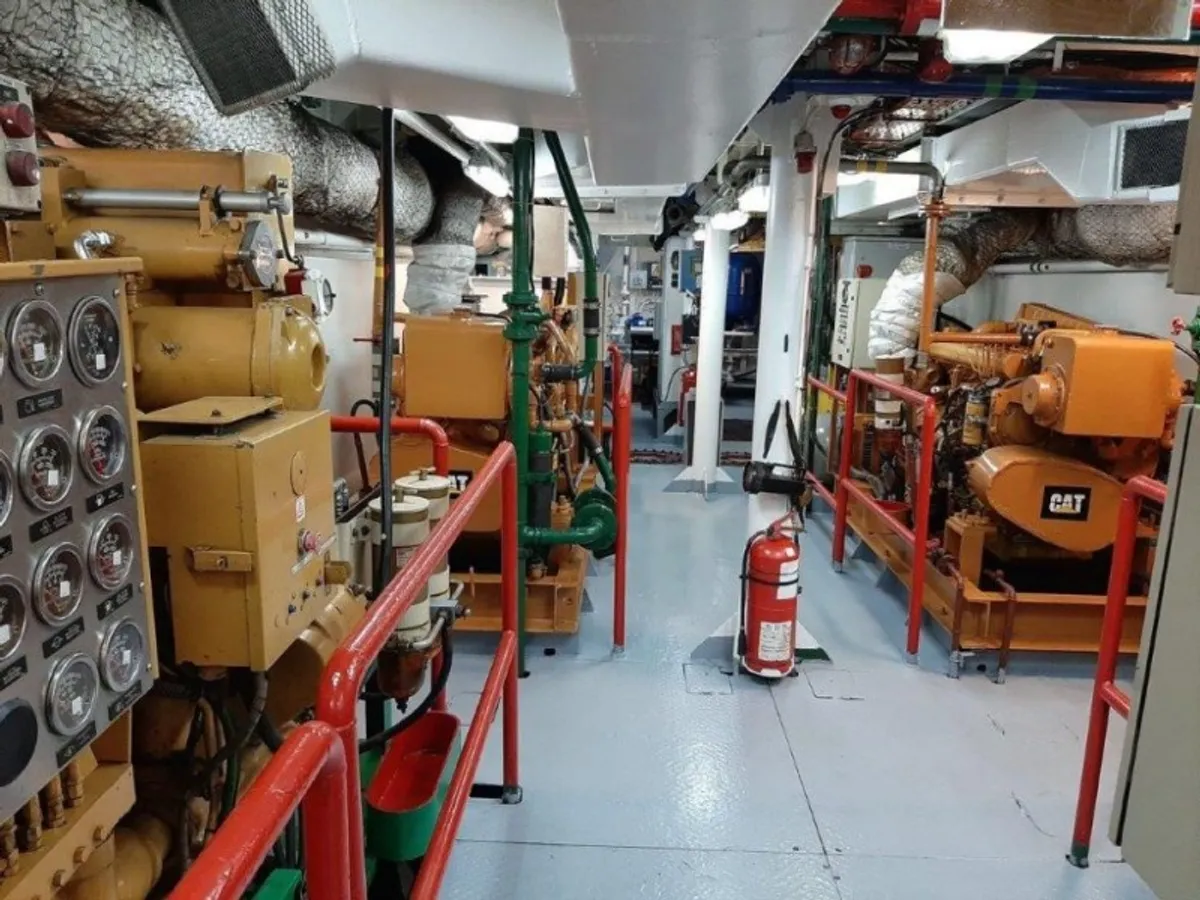 Kapal Tunda Bekal (AHTS) untuk dijual