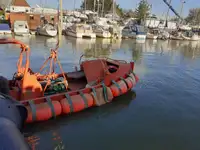 Kapal kerja untuk dijual