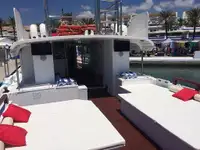 Kapal pelayaran untuk dijual