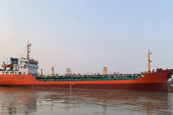 Oil/Chemical tanker for sale