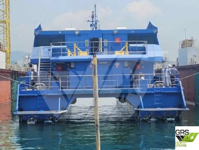 Kapal penumpang untuk dijual
