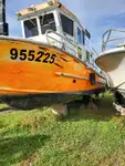 Kapal kerja untuk dijual