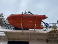 Kapal bekalan untuk dijual