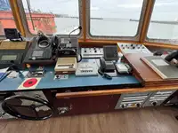 Kapal pelayaran untuk dijual