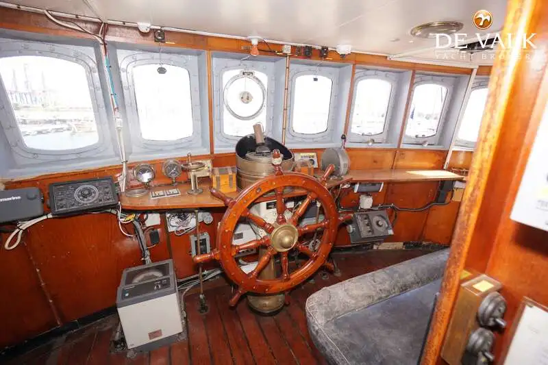 Kapal penyelidik untuk dijual