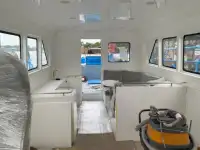 Kapal anak kapal untuk dijual