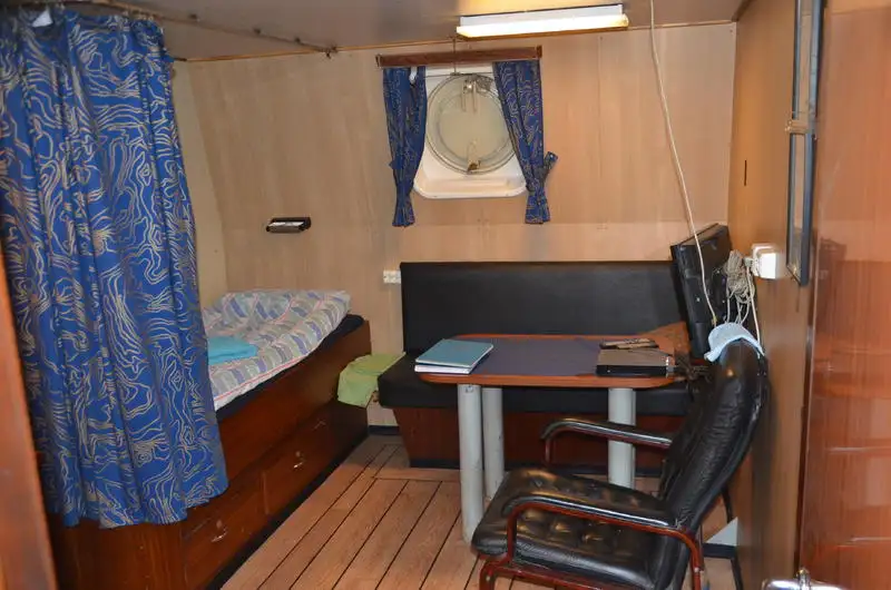 Kapal tunda untuk dijual