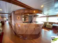 Kapal pelayaran untuk dijual