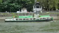 Kapal penumpang untuk dijual