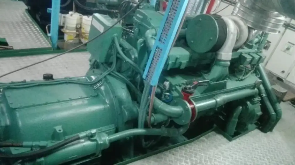 Kapal kerja untuk dijual