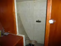 Kapal rondaan untuk dijual
