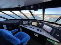 Kapal pelayaran untuk dijual