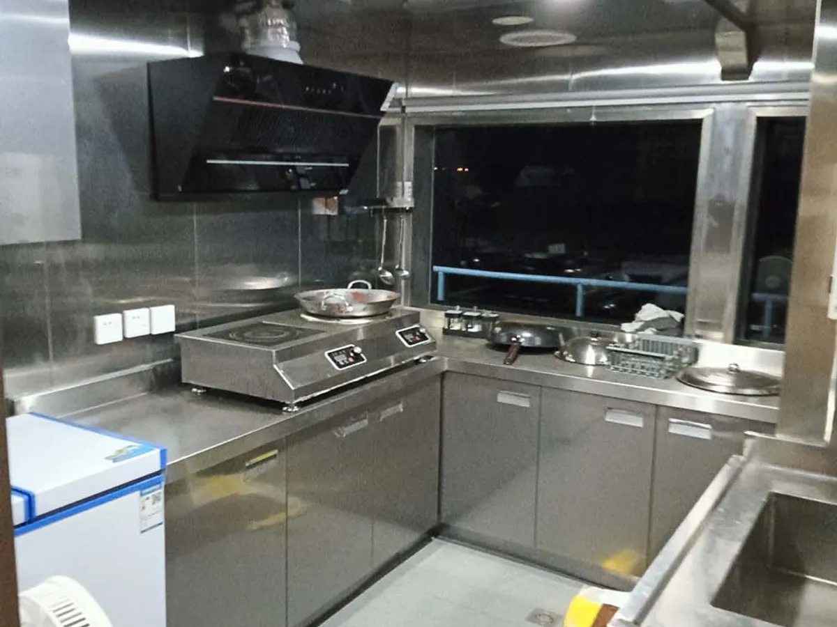 Kapal layar untuk dijual
