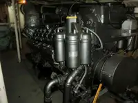 Kapal pelayaran untuk dijual