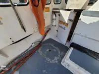 Kapal pemprosesan ikan untuk dijual