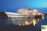 Kapal pelayaran untuk dijual