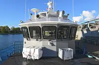 Kapal anak kapal untuk dijual