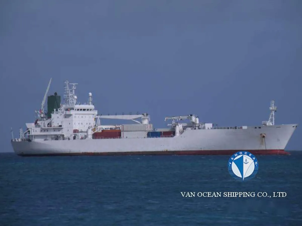 Kapal peti sejuk untuk dijual