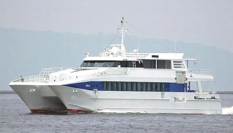 Kapal feri untuk dijual