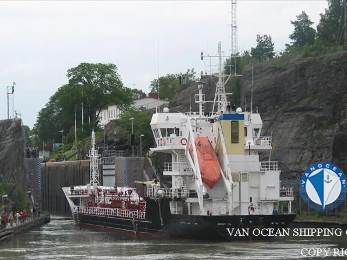 Tangki minyak/kimia untuk dijual