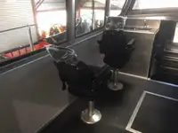 Kapal penyelamat untuk dijual