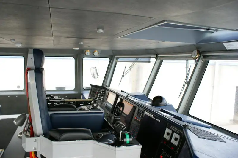Kapal layar untuk dijual