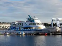 Kapal penumpang untuk jualan