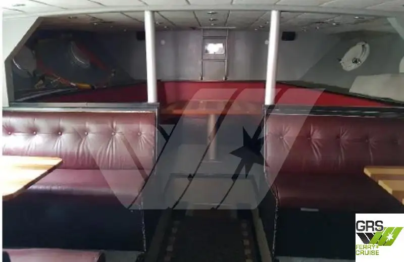 Kapal pelayaran untuk dijual