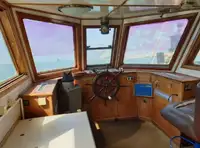 Kapal tunda untuk dijual