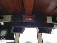 Kapal penyelamat untuk dijual