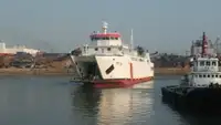 Kapal feri untuk jualan