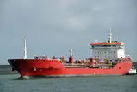 Oil/Chemical tanker untuk jualan