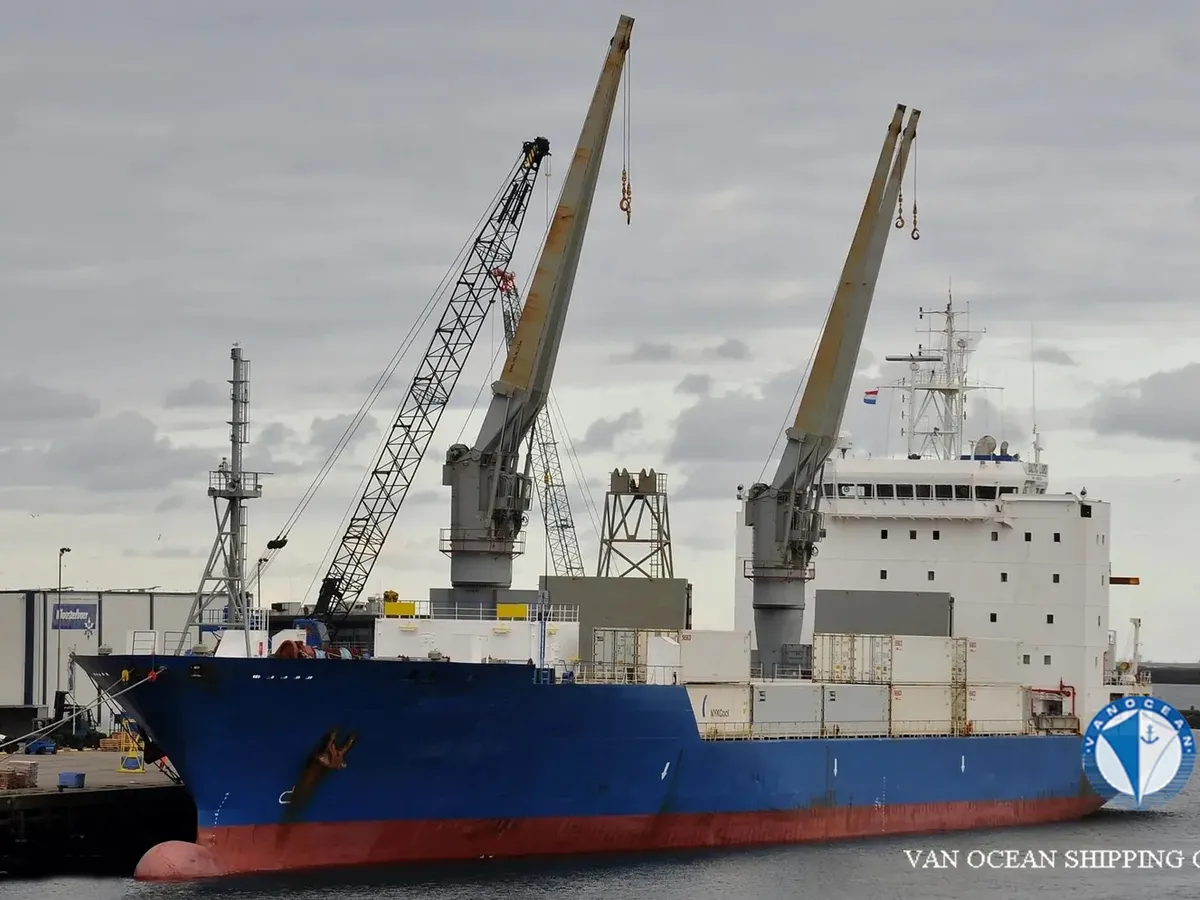 Kapal peti sejuk untuk dijual