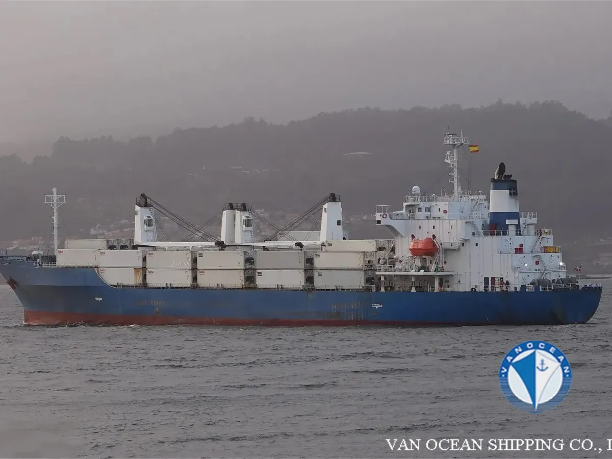 Kapal peti sejuk untuk dijual