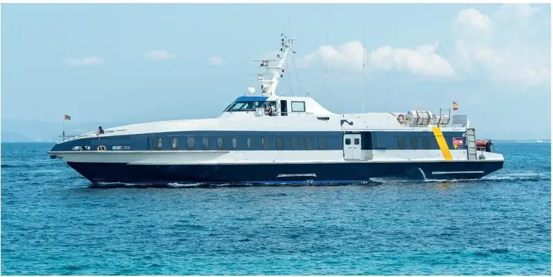 Kapal feri untuk dijual