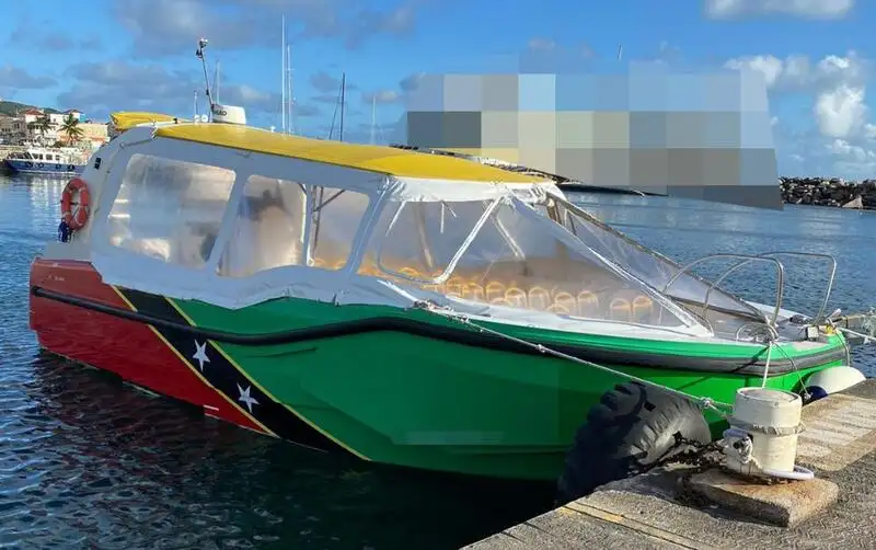 Kapal feri untuk dijual