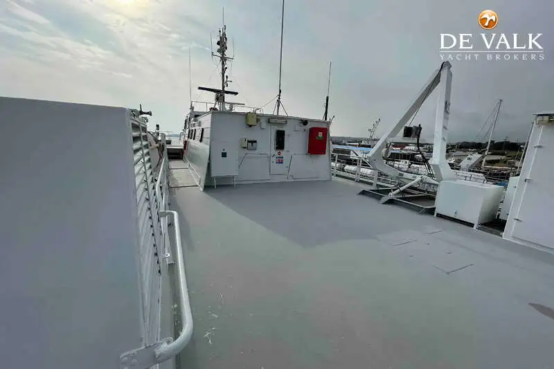 Kapal layar untuk dijual