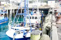 Kapal LNG untuk dijual