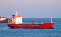 Oil/Chemical tanker untuk jualan
