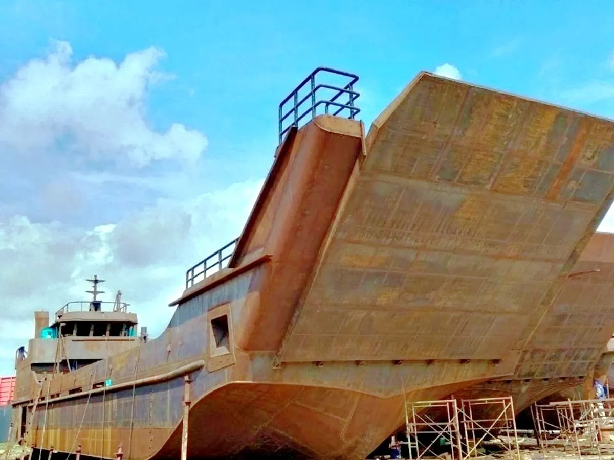 Kapal pendaratan, tangki untuk dijual