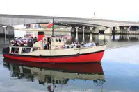Kapal penumpang untuk dijual