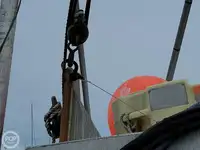 Kapal penyelamat untuk dijual