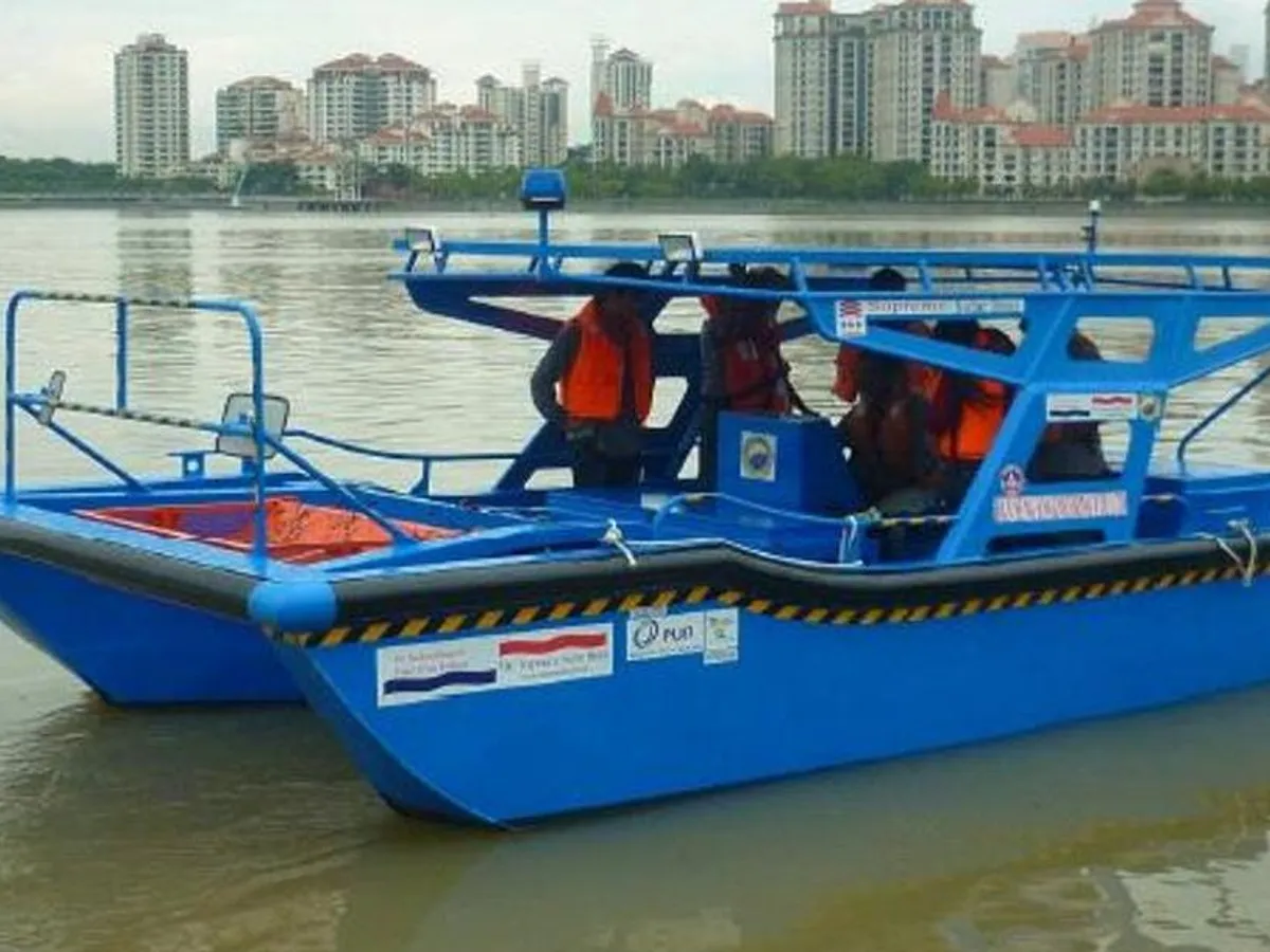 Kapal kerja untuk dijual
