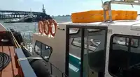 Kapal anak kapal untuk dijual