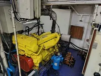 Kapal bekalan untuk dijual