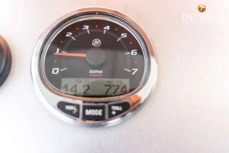 Kapal feri untuk dijual