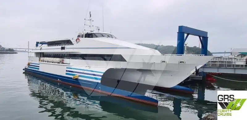Kapal pelayaran untuk dijual